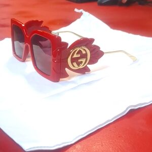BRAND NEW AUTHENTIC WOMENS GUCCI SUNGLASSES